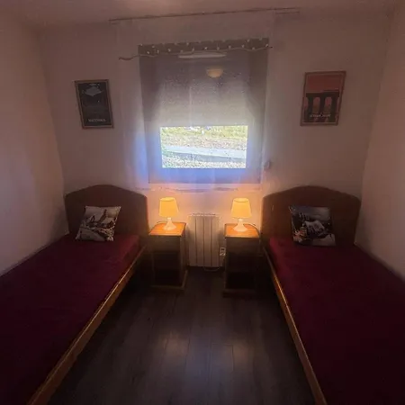 Apartament 3 Pieces Spacieux Et Calme Avec Parking - Fr-1-593-139 Les Angles
