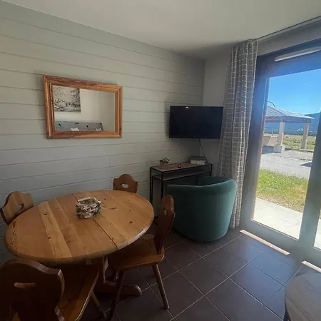 Apartament 3 Pieces Spacieux Et Calme Avec Parking - Fr-1-593-139